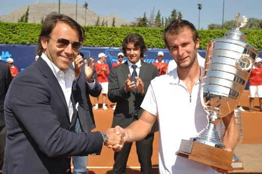 Victorie pentru Adrian Ungur